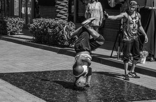 Kaiyun APP-“2025世界运动会：运动舞蹈，舞者用节奏打破极限，激烈角逐精彩不停”