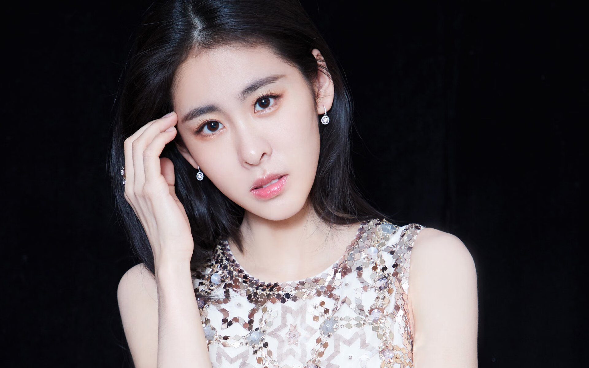 林丹客串综艺节目展现幽默风格，林丹出场视频