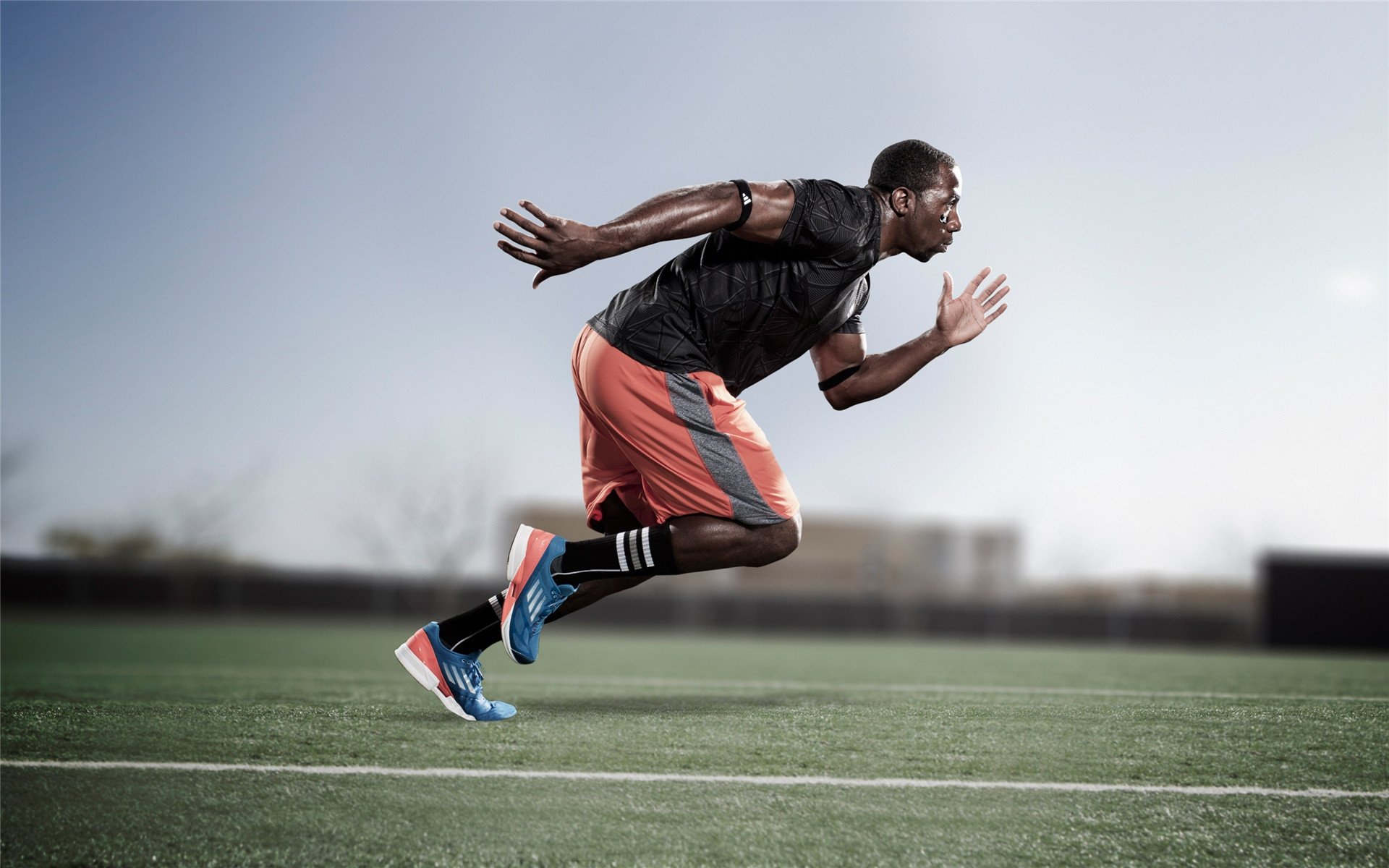 球场环境改善:未来足球场的绿色设计,足球场地设施建设规划